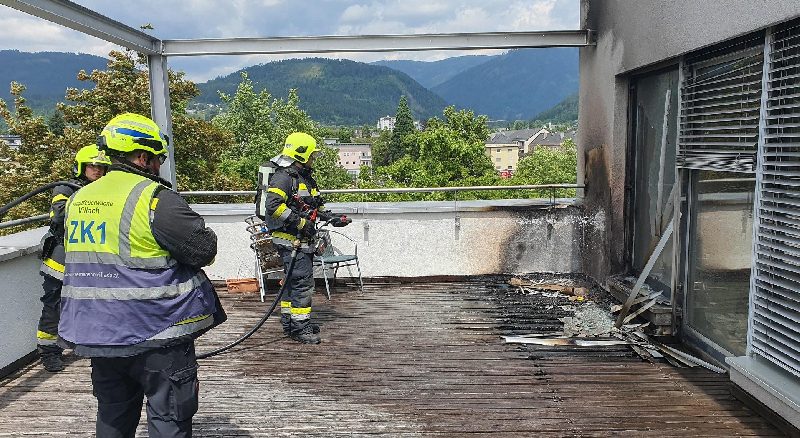 Balkonbrand rasch eingedämmt (Bild 2)